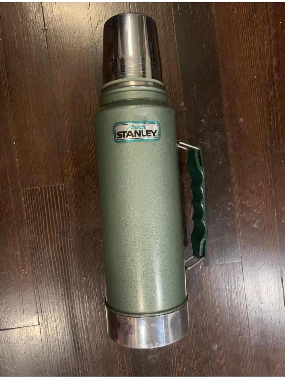 Stanley Metal Quart Vacuum Bottle Thermos # A-944DH Green Durable Insulated 14in